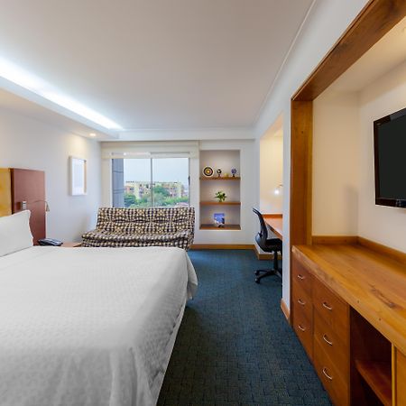 Four Points By Sheraton Medellín Esterno foto