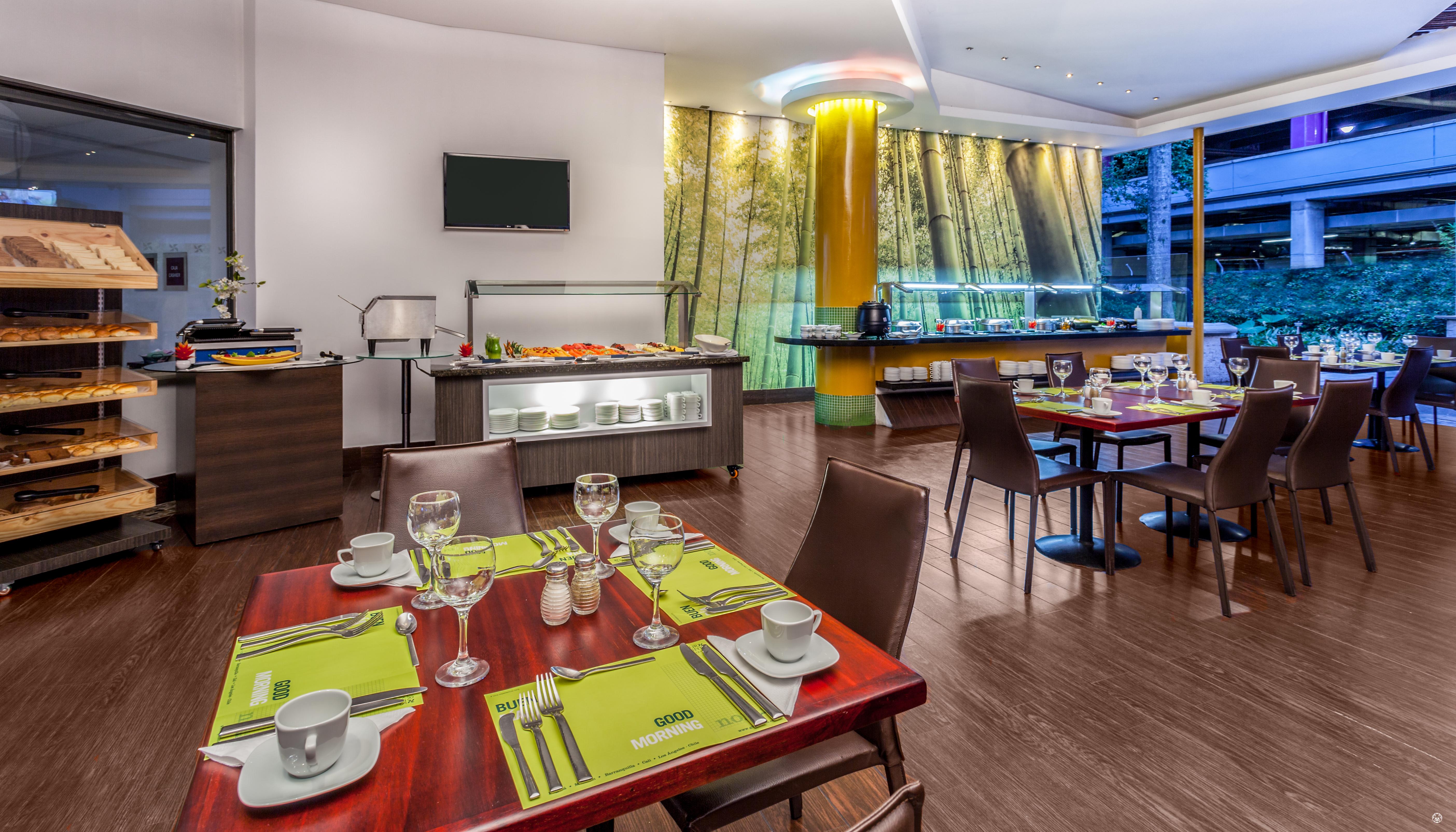 Four Points By Sheraton Medellín Esterno foto