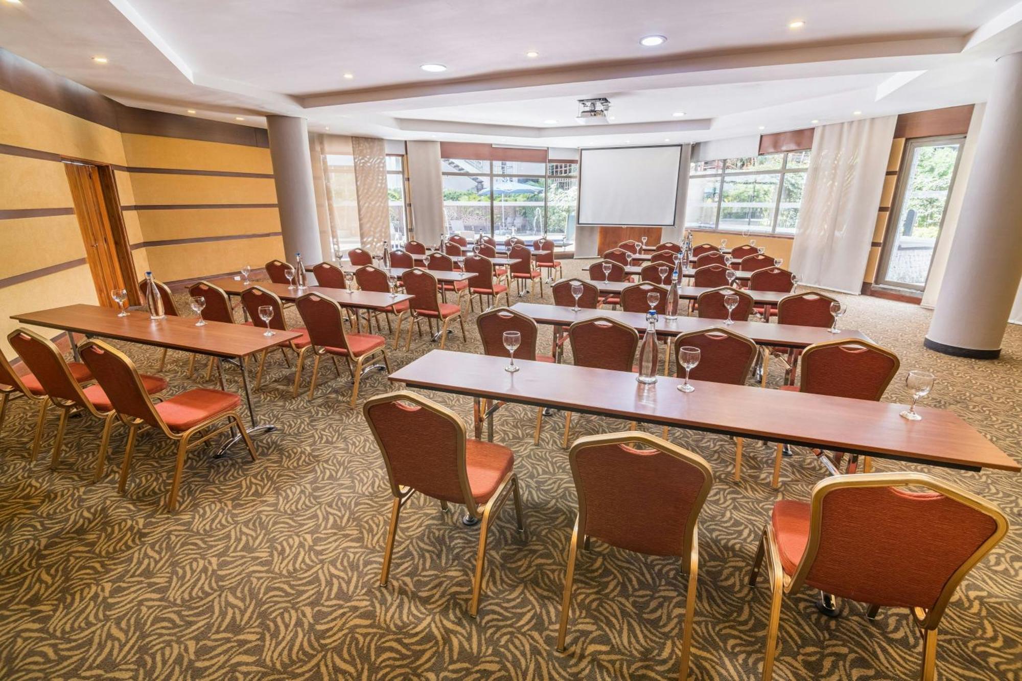 Four Points By Sheraton Medellín Esterno foto