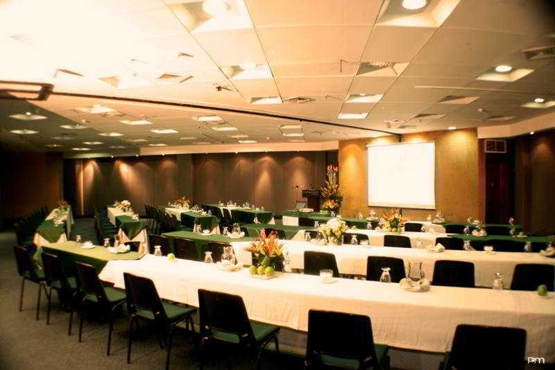 Four Points By Sheraton Medellín Esterno foto
